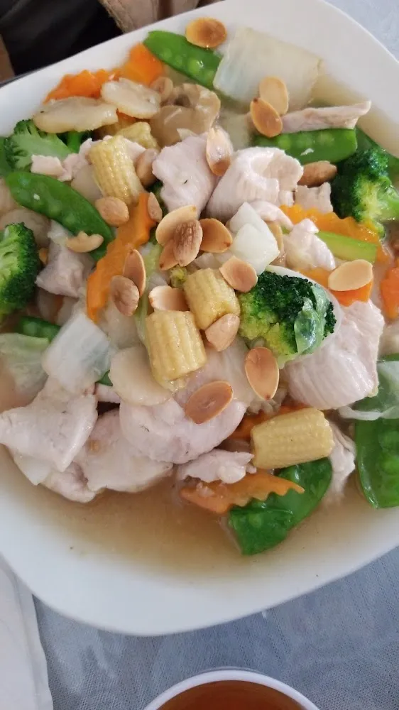 Chicken Almond Ding